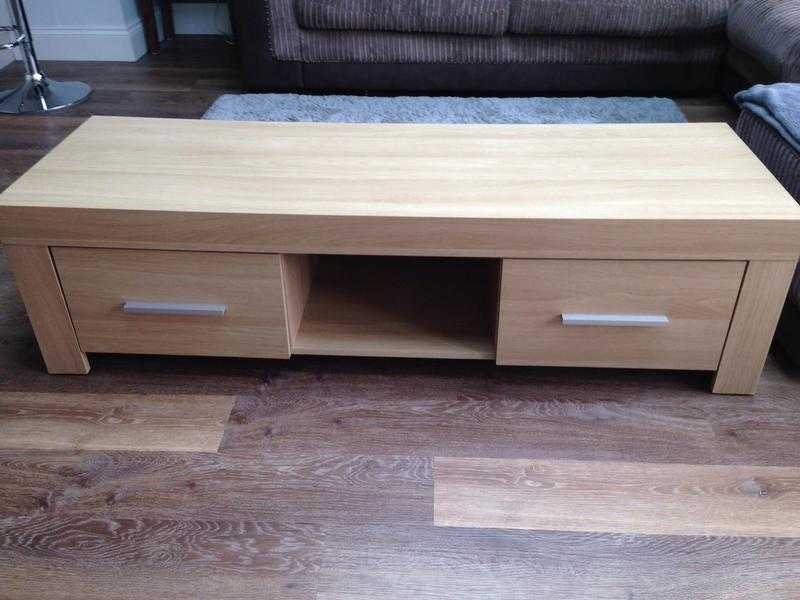 Tv cabinet