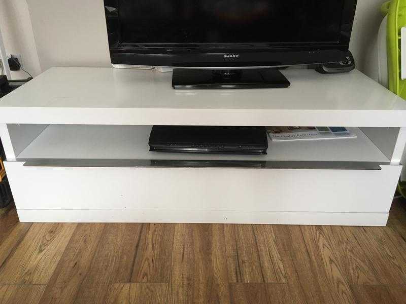 TV cabinet