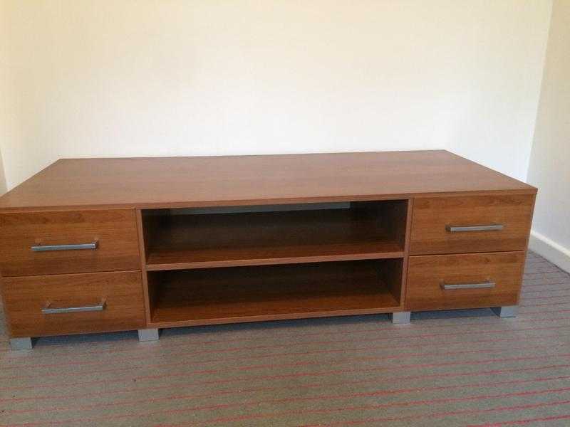 Tv entertainment unit