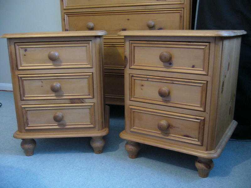 Two 3 drawer pine bedside chests of drawers and double headboard