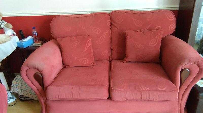 Two Seater Setee Colour Red