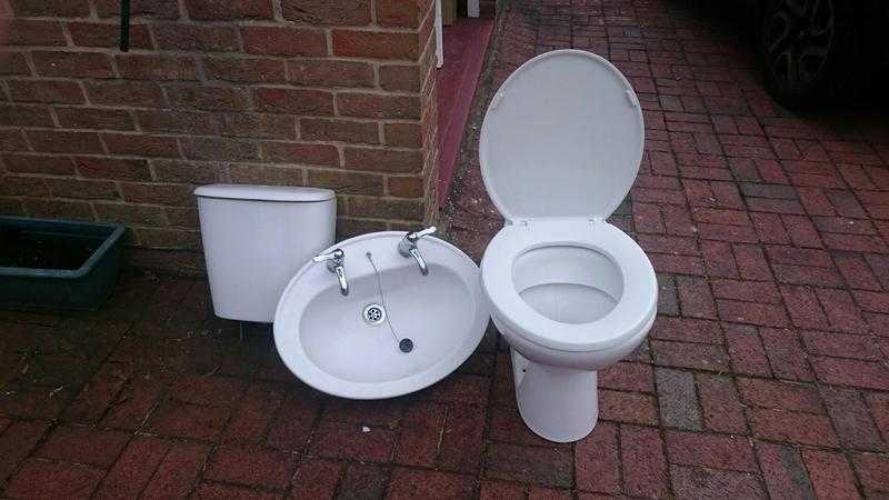 Twyford toilet and washbasin.