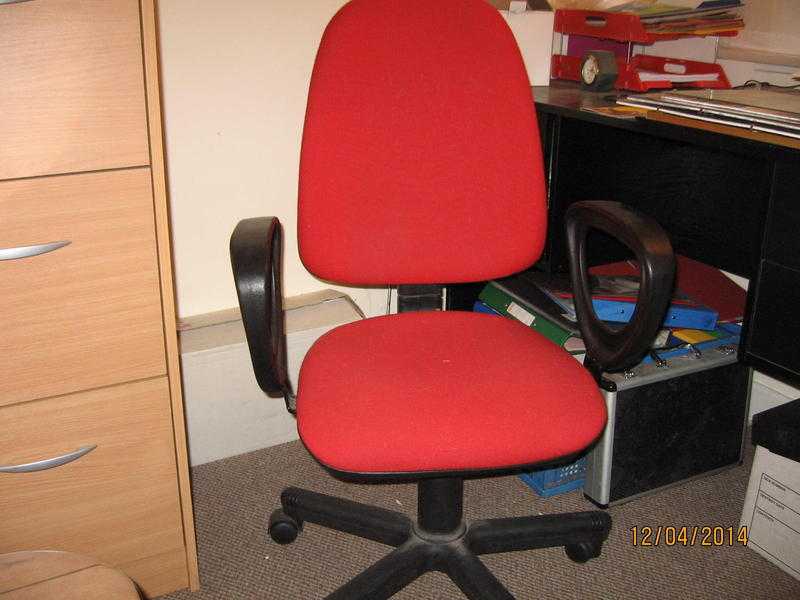 Typistoffice chair