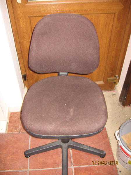 Typistoffice chair