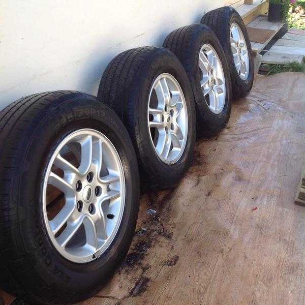 Tyres for Land Rover