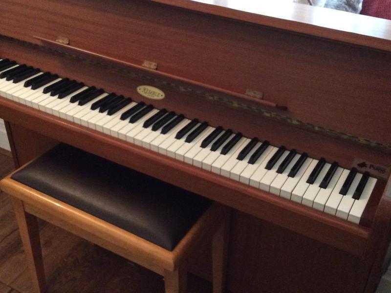 Upright Kemble piano