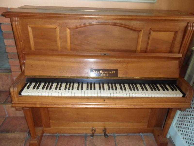 UPRIGHT PIANO