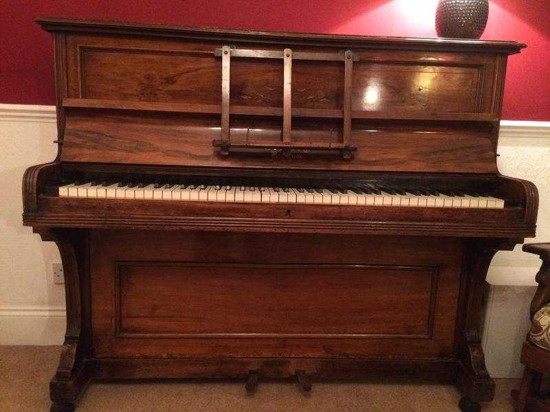 Upright piano free to collector