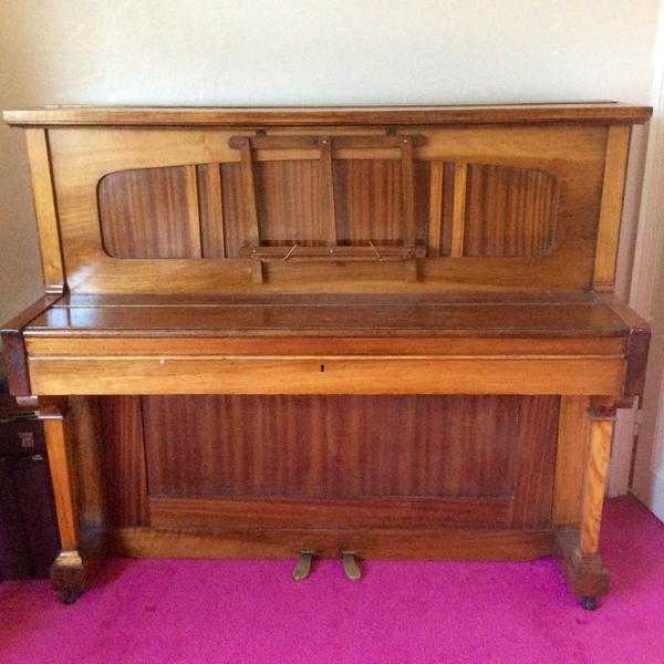 Upright piano. Suitable for beginner