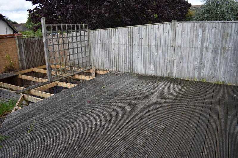 Used decking free for re-use