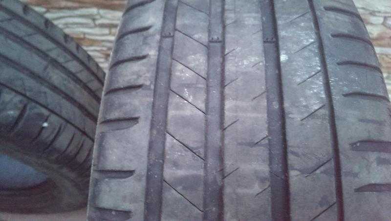 Used tyres 2x2356018 Michelin latitude sport 3 60