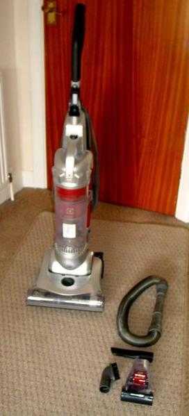 Vacuum cleaner AEG Powerlite