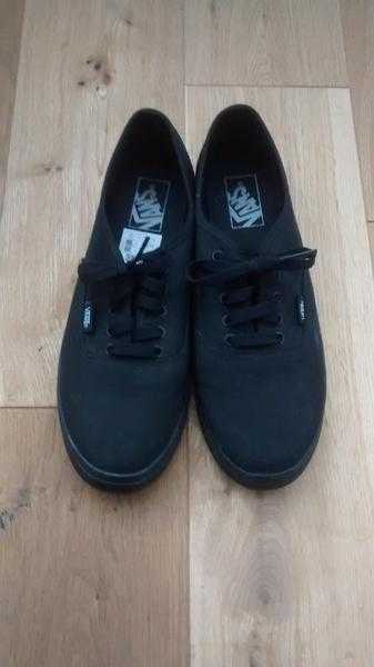 Vans Ladies skater shoes. Ladies size UK 8