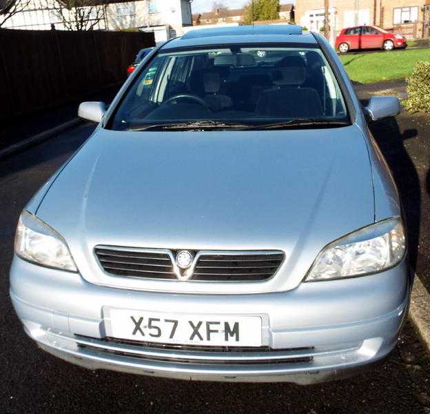 Vauxhall Astra 2000