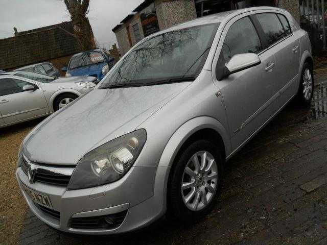 Vauxhall Astra 2005