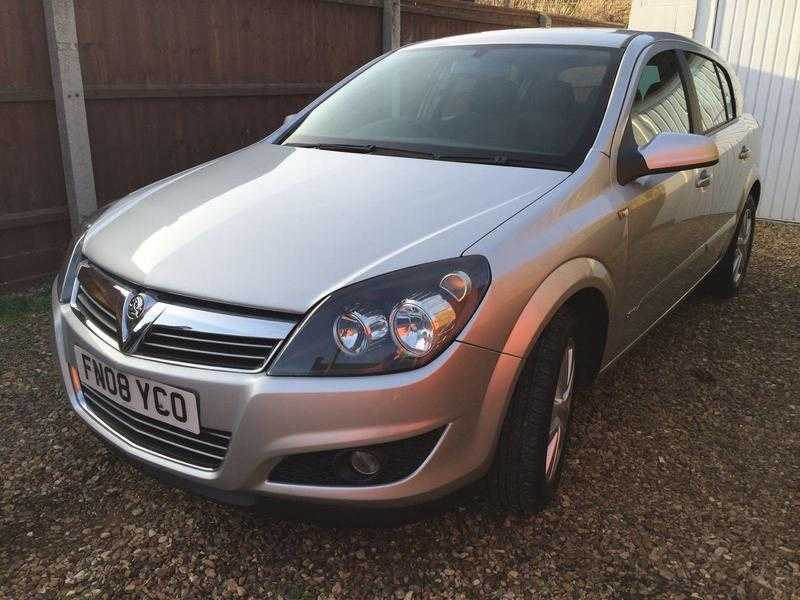 Vauxhall Astra 2008