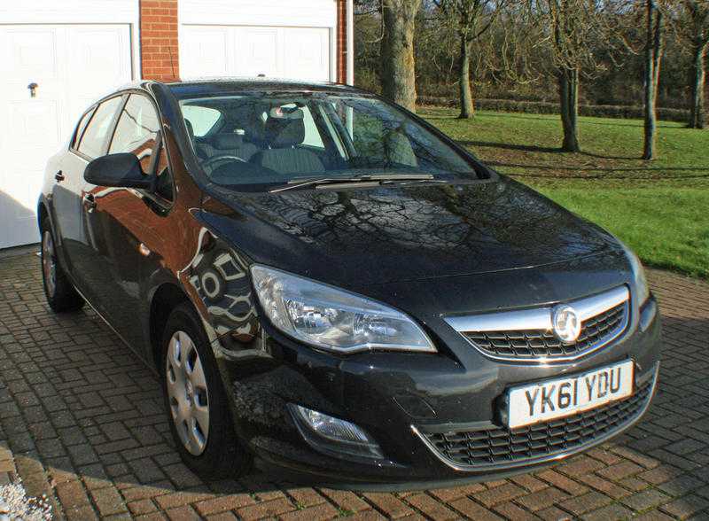 Vauxhall Astra 2011