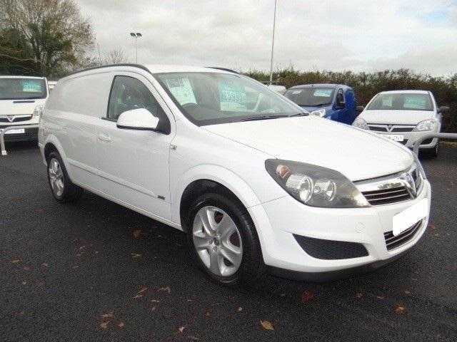 Vauxhall Astra 2012