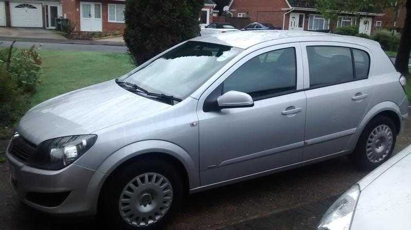 Vauxhall - Astra Life 1.6 Twin Port