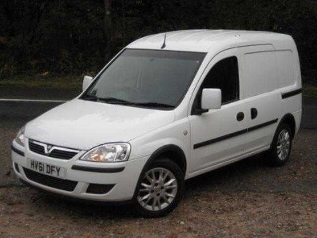 Vauxhall Combo 2011