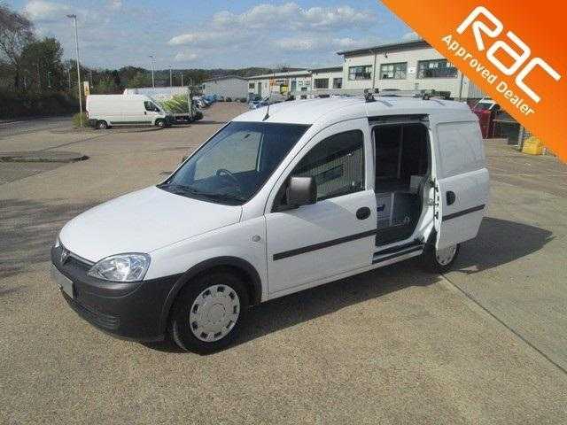 Vauxhall Combo 2011