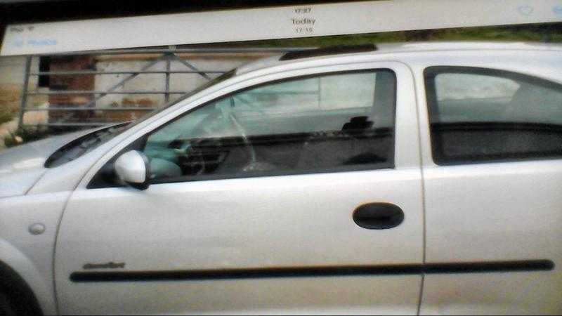 Vauxhall Corsa 2001