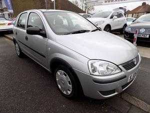 Vauxhall Corsa 2005 black 5 door manual