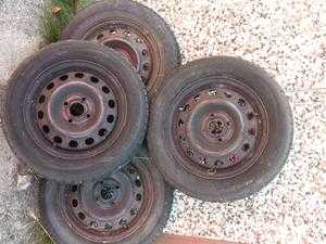 Vauxhall Frontera alloy wheels and tyres