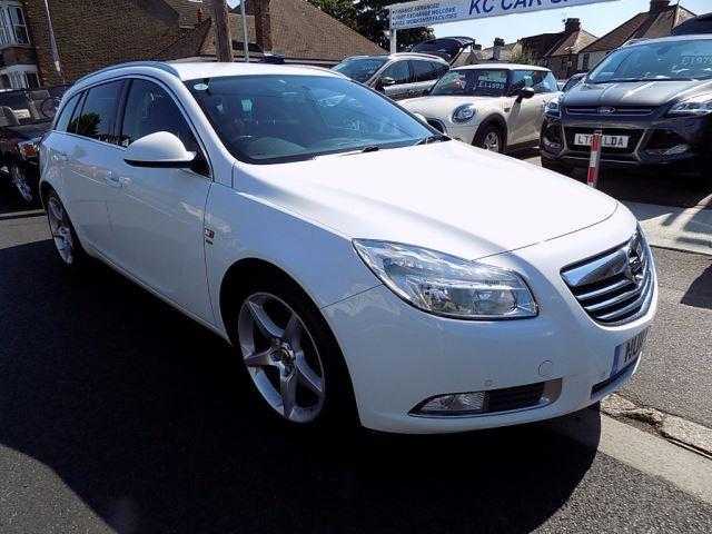 Vauxhall Insignia 2011