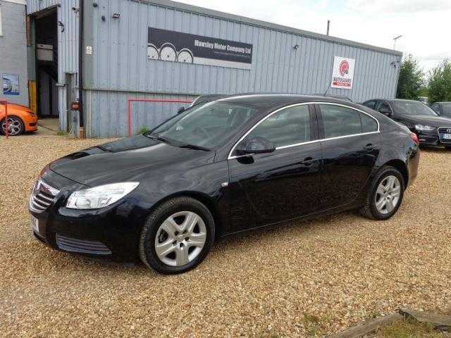 Vauxhall Insignia 2011