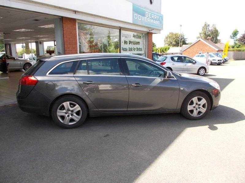 Vauxhall Insignia 2012