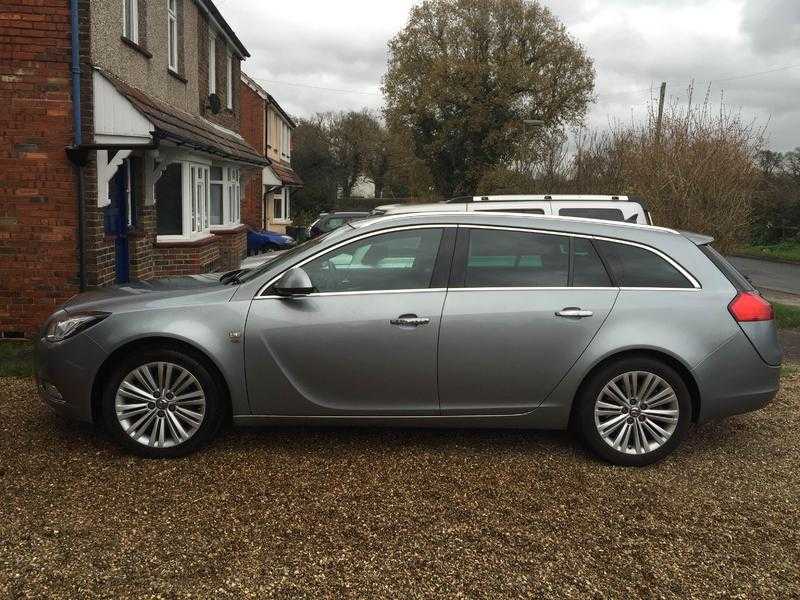 Vauxhall Insignia 2012