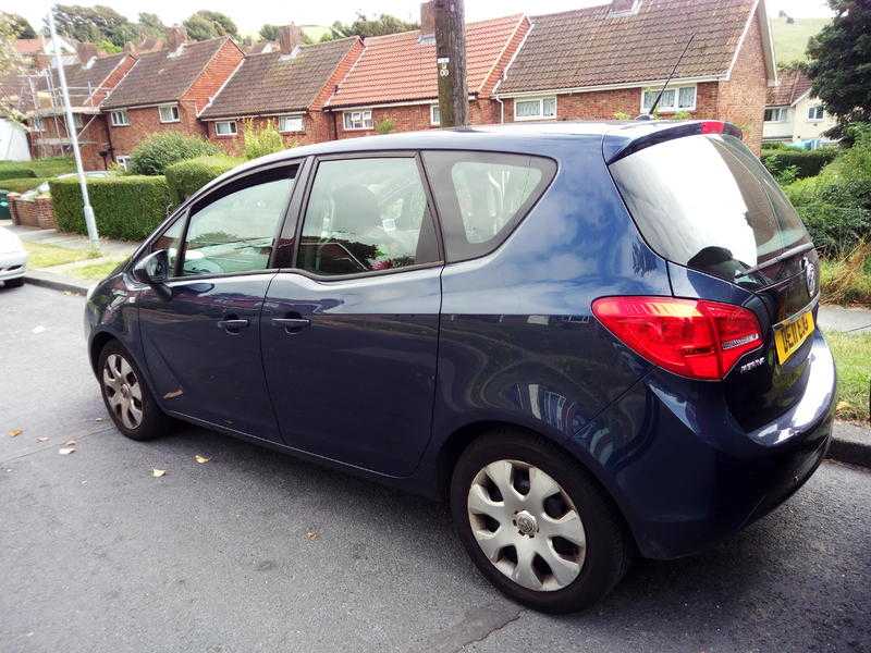 Vauxhall Meriva 2011