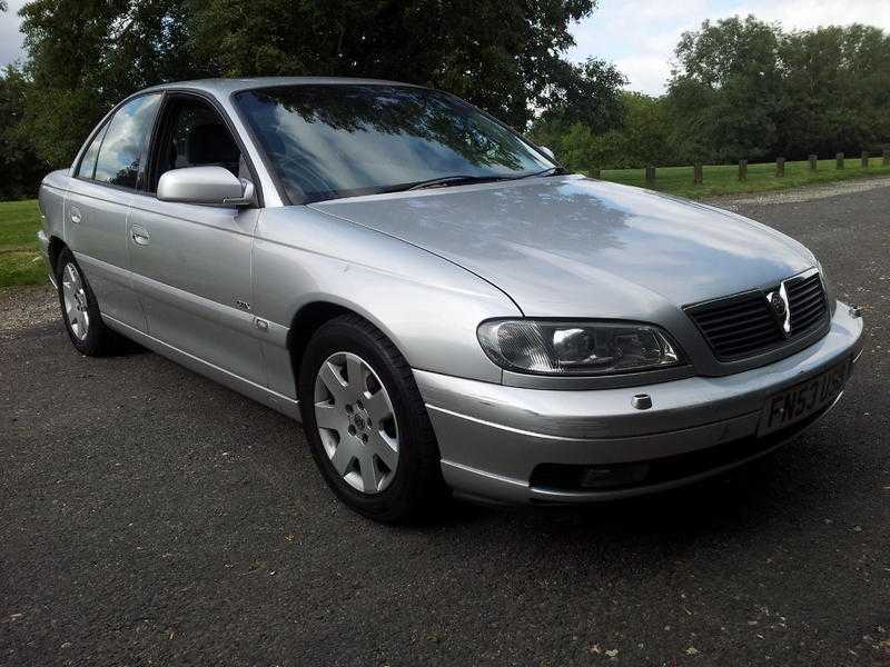 VAUXHALL OMEGA 2.6 CDX AUTO SALOON LOW MILEAGE SILVER (2003)