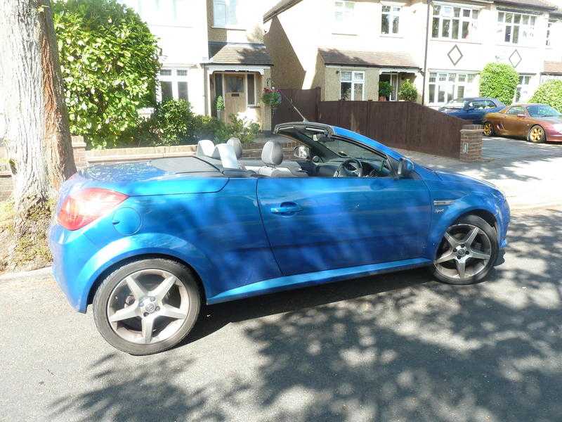 Vauxhall Tigra Twinport 2004