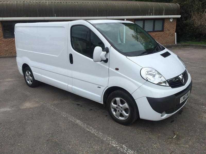 Vauxhall Vivaro 2012 sportive LWB