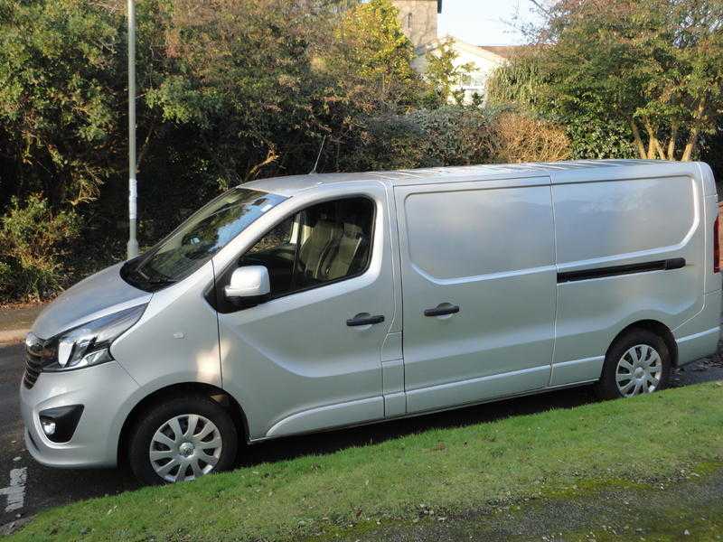 Vauxhall Vivaro 2015