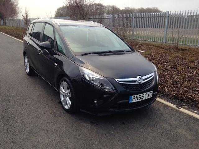 Vauxhall Zafira Tourer 2015 - low mileage  excellent condition