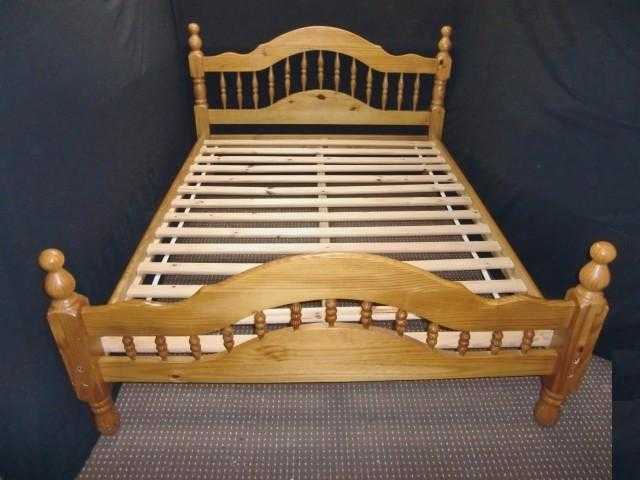 VELAN KING SIZE WOODEN BED FRAME