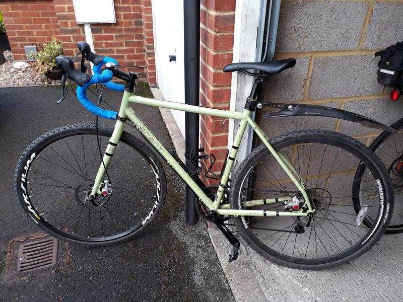 Verenti Substance Sora 2015 Crossbike - Good Home Wanted