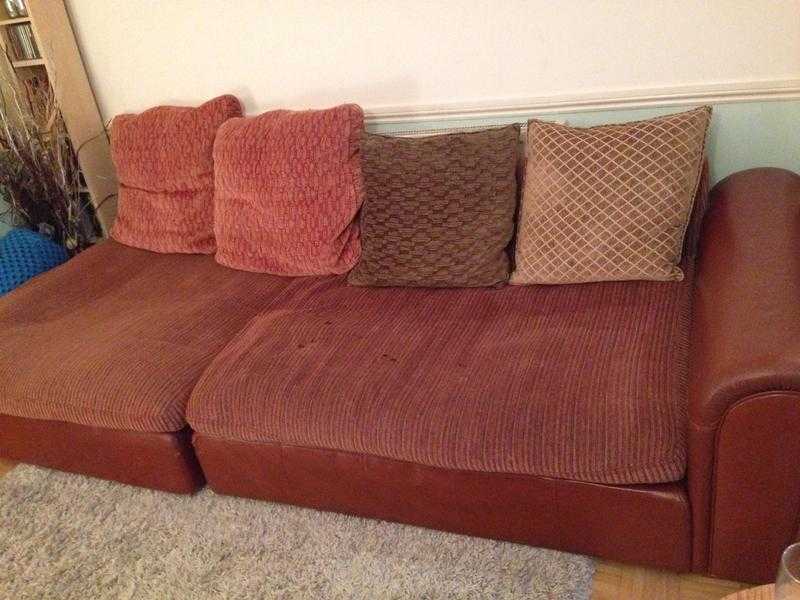Very comfy sofa Free to collector, Peacehaven