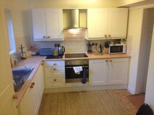 Very Large room UNFURNISHED  clean working house Broadband plus Free Sat box of your own