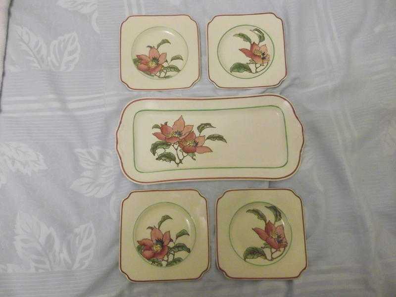 Very rare Royal Doulton 1934 Art Deco plates and platter - pattern D5486