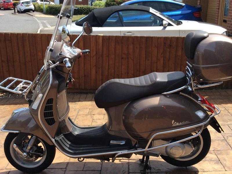 Vespa GTS 300 Touring 2014