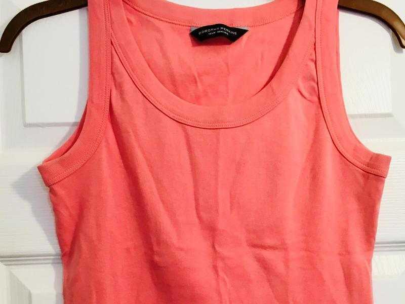 VEST TOP By DOROTHY PERKINS