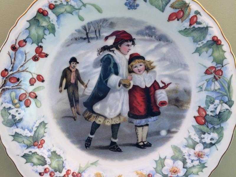 Victoria and Albert christmas plate