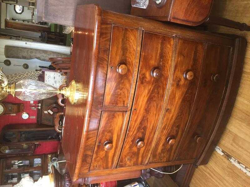 Victorian chest of drawers