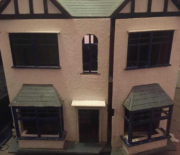 Victorian dolls house