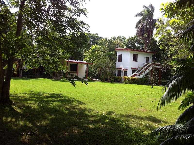 Villa with pool for rent in Havana, Cuba