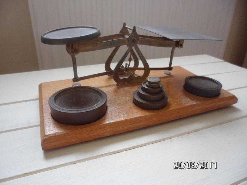 Vintage 1930 postal weighing scales